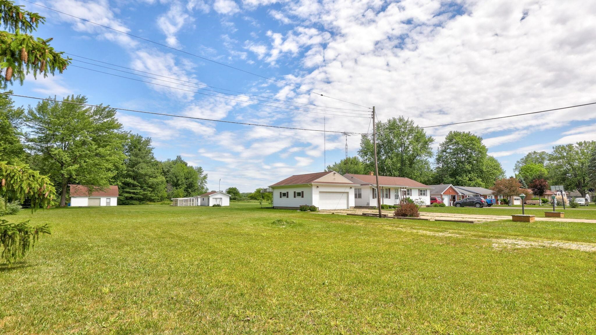 Property Photo:  13761 S Gera Road  MI 48415 