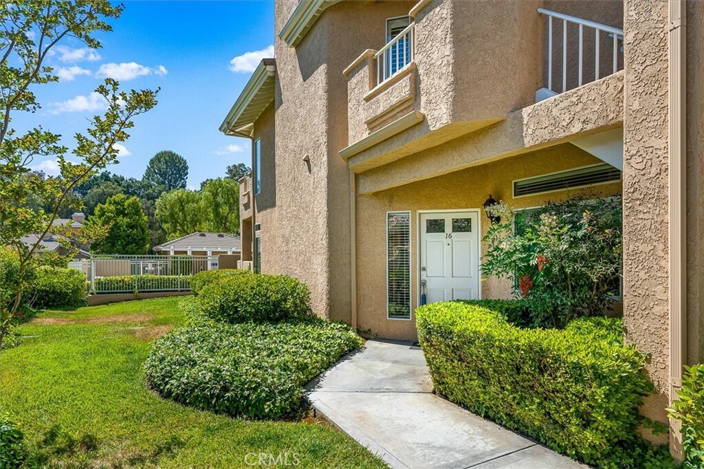 24023 Arroyo Park Drive 16  Valencia CA 91355 photo