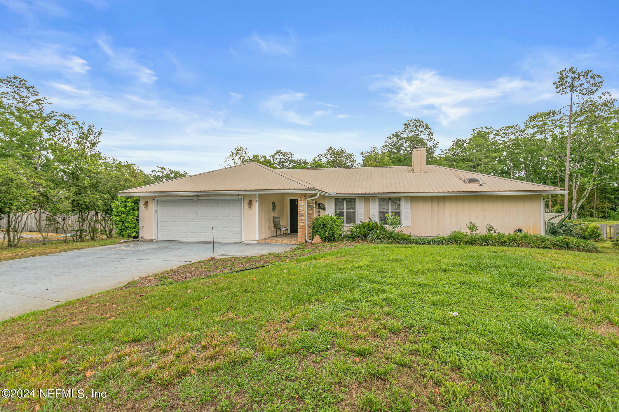 Property Photo:  7941 Cholo Trail  FL 32244 