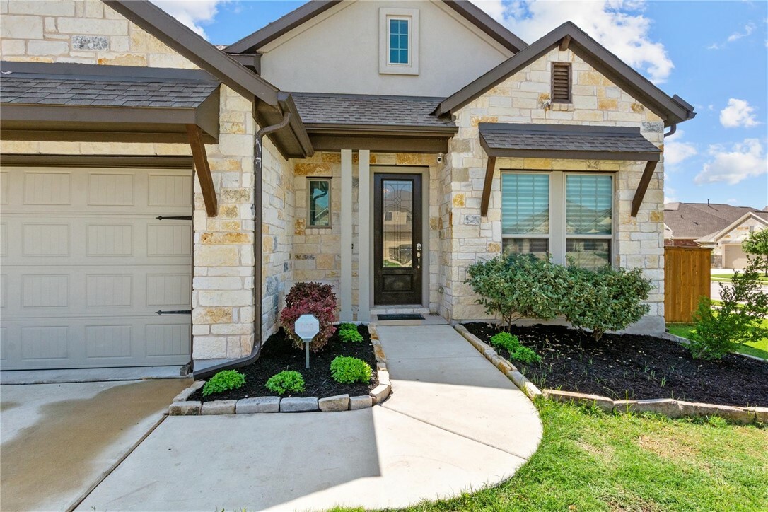 Property Photo:  3231 Pablo Circle  TX 78665 