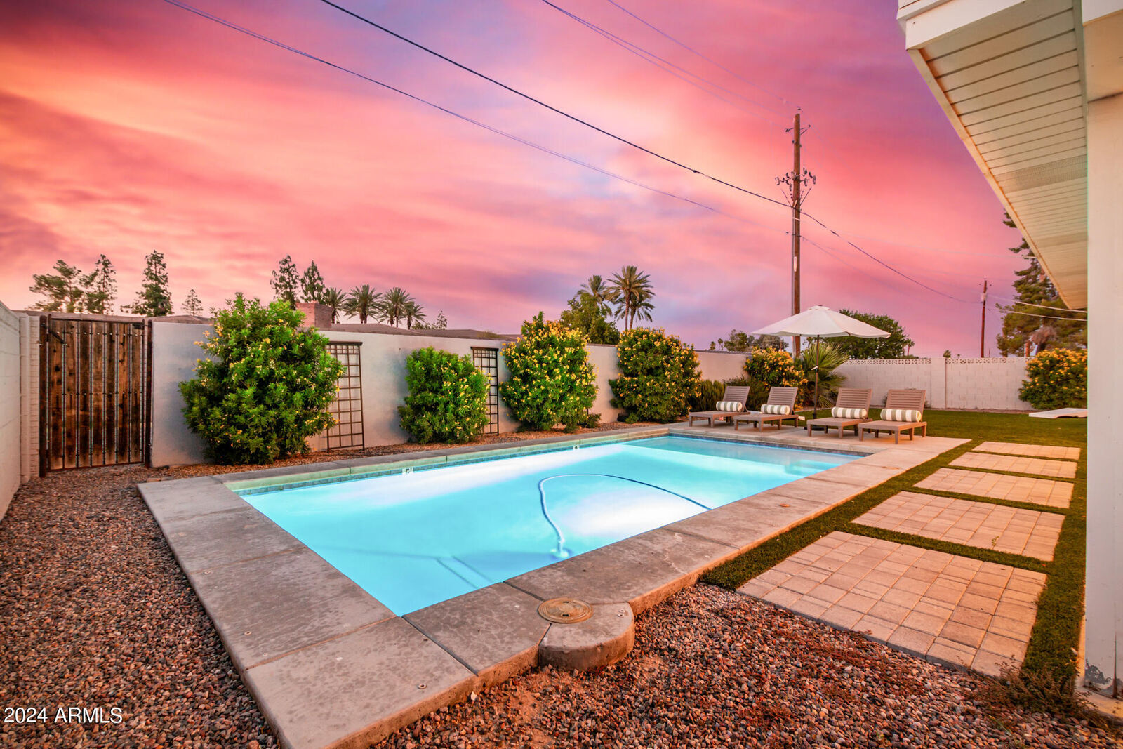 Property Photo:  8408 E Piccadilly Road  AZ 85251 