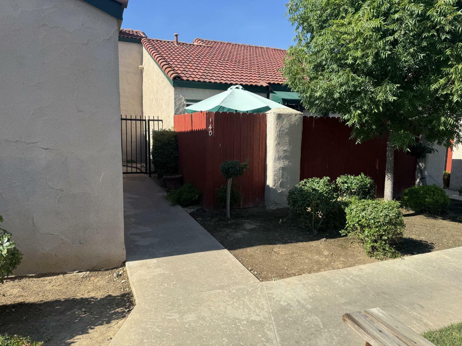 Property Photo:  5965 E Shields Avenue 140  CA 93727 