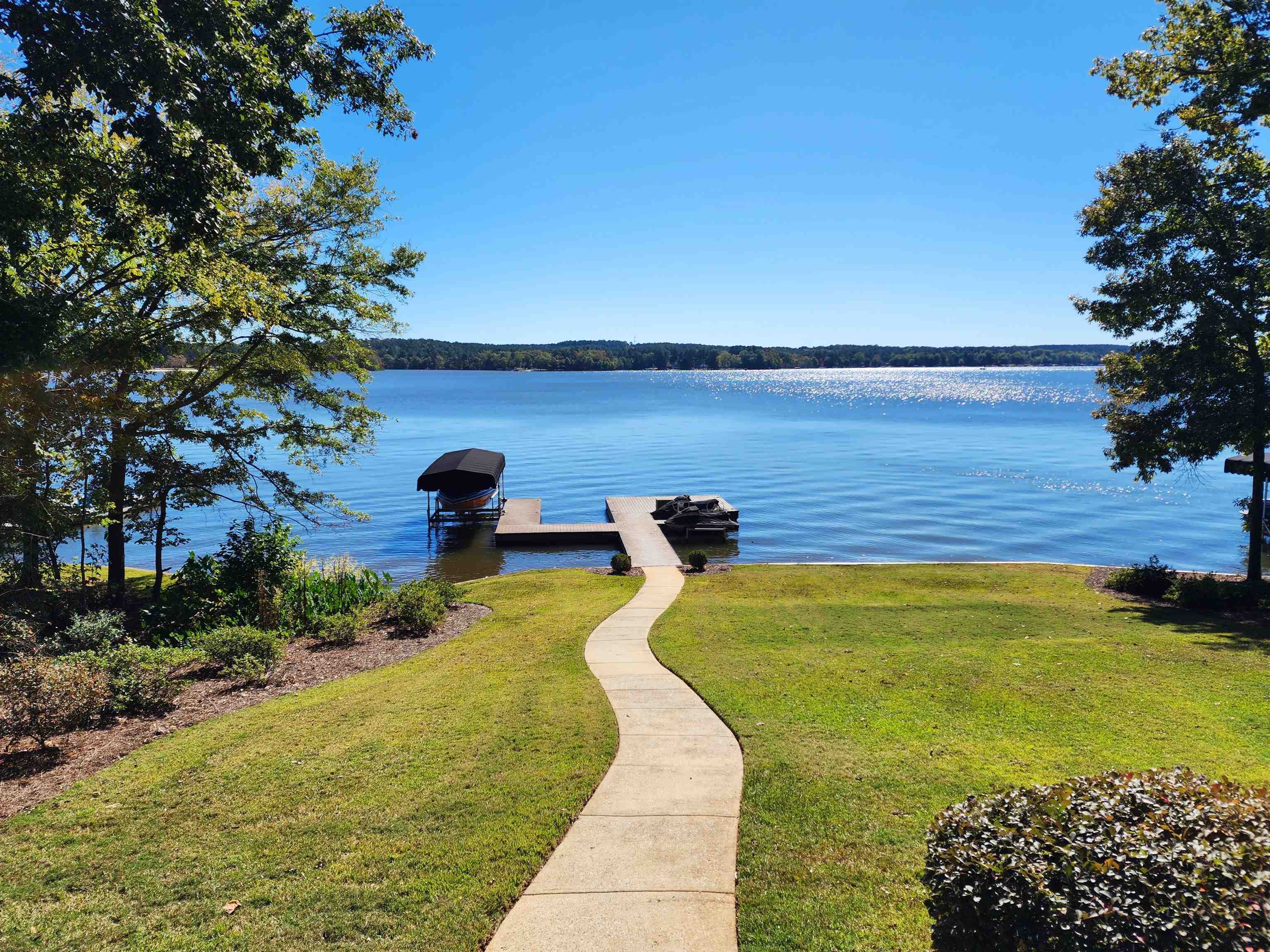 Property Photo:  1441 Morgan Drive  GA 30625 