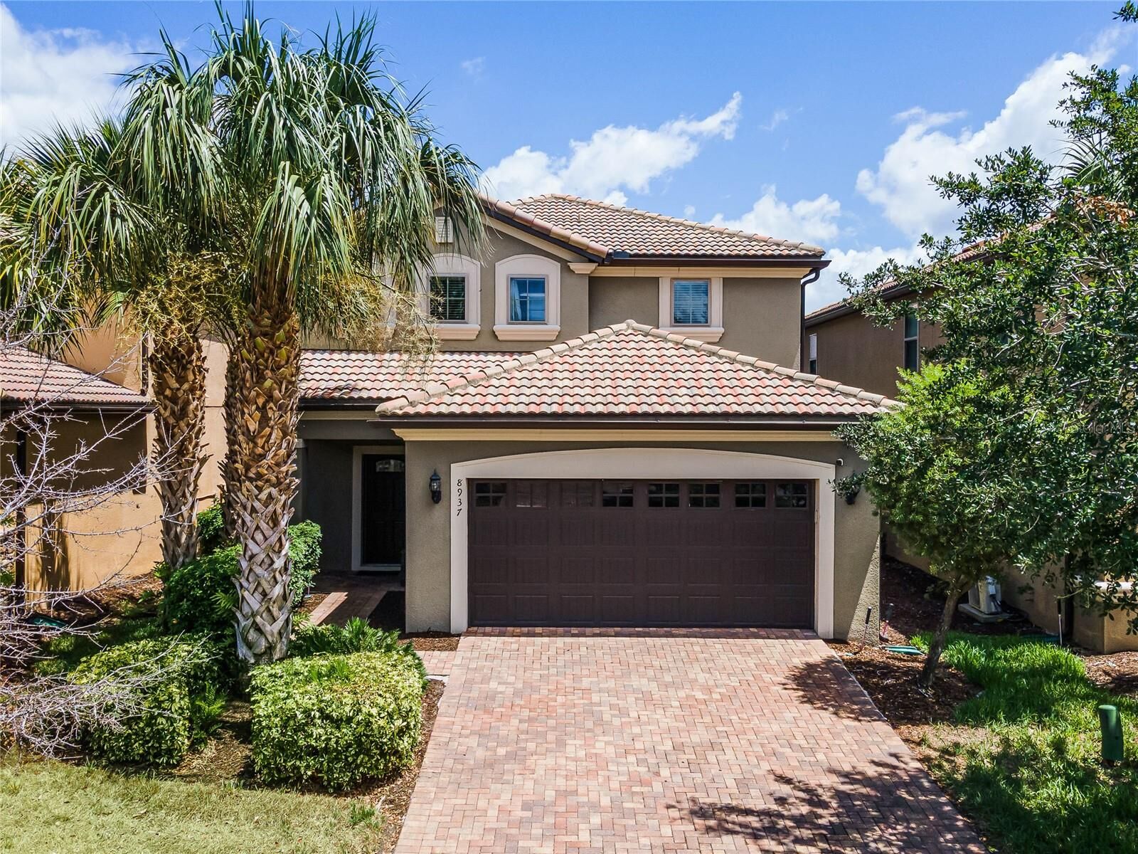 Property Photo: 8937 Rhodes Street FL 34747