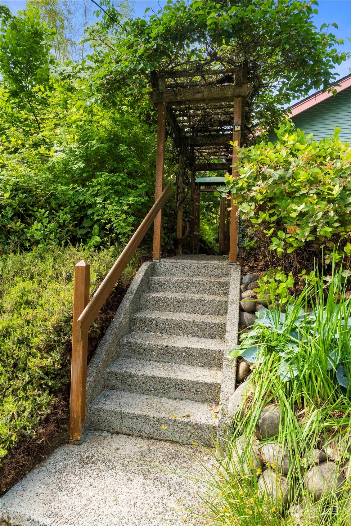 Property Photo: 1415 Legion Way SE WA 98501