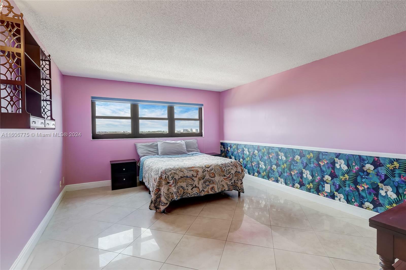 Property Photo:  3200 N Port Royale Dr N 1207  FL 33308 