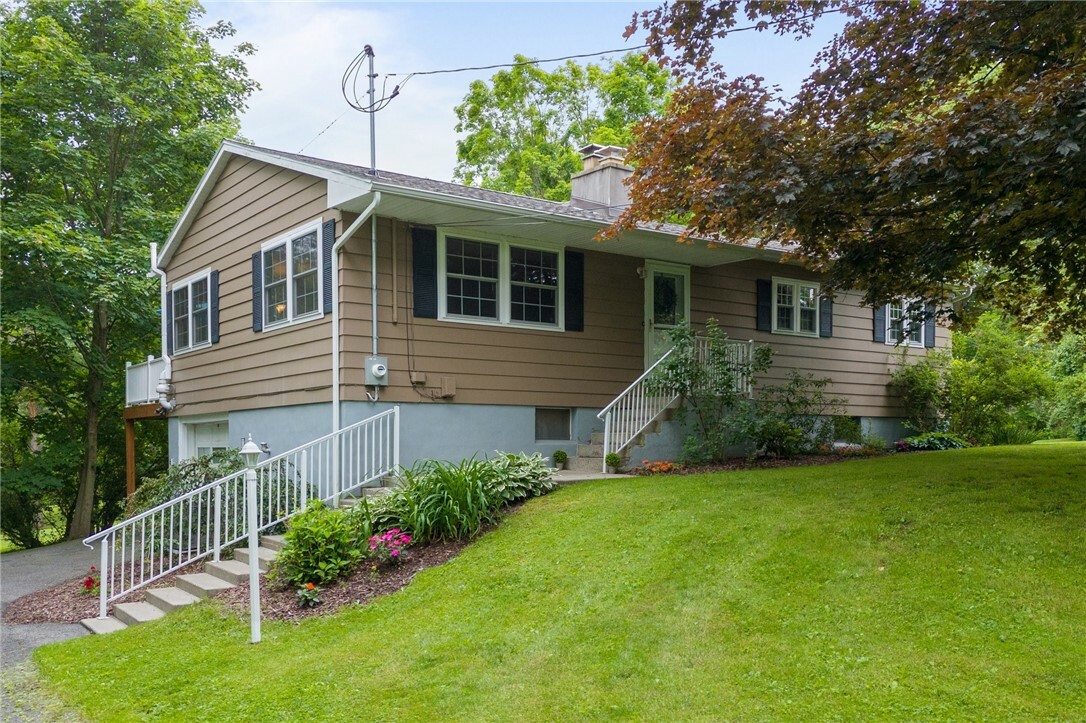 Property Photo:  213 Sheffield Road  NY 14850 