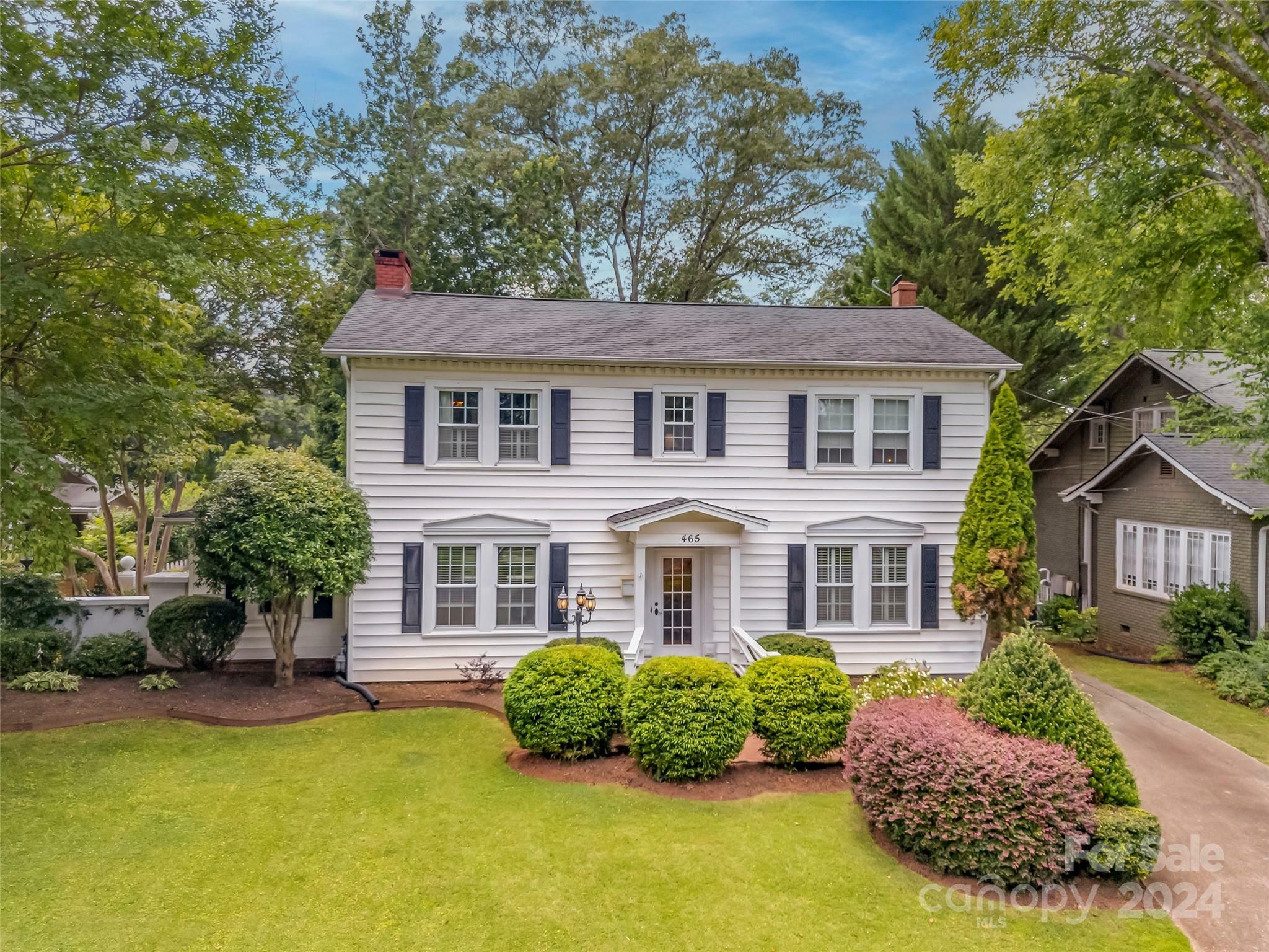 Property Photo: 465 N Washington Street NC 28139