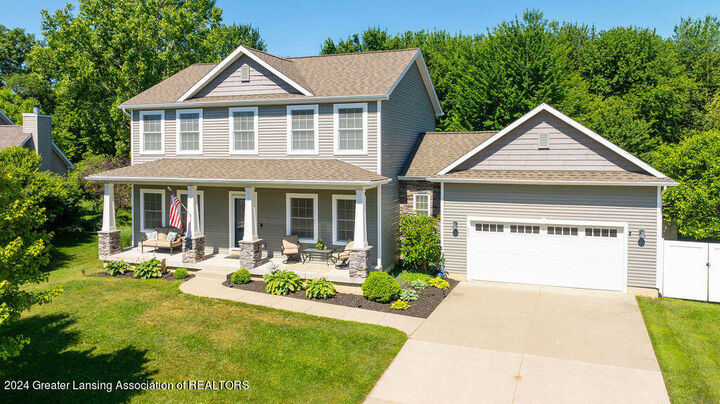 662 Emily Lane  Haslett MI 48840 photo