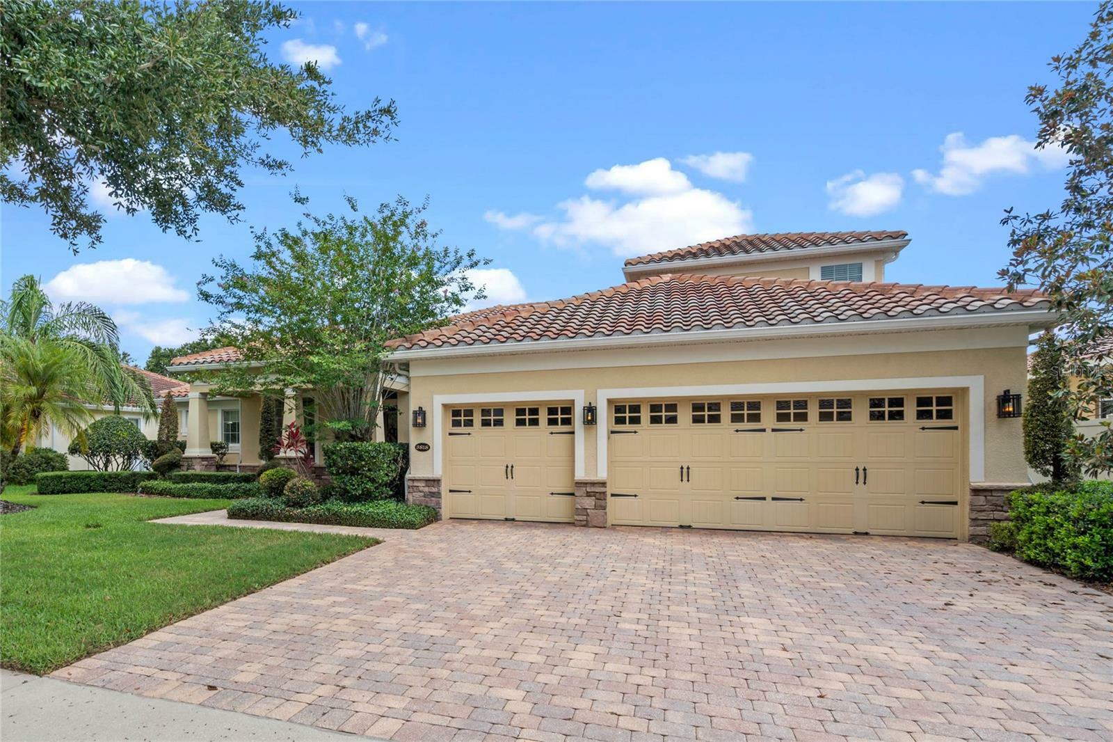 Property Photo:  3818 Isle Vista Avenue  FL 32812 