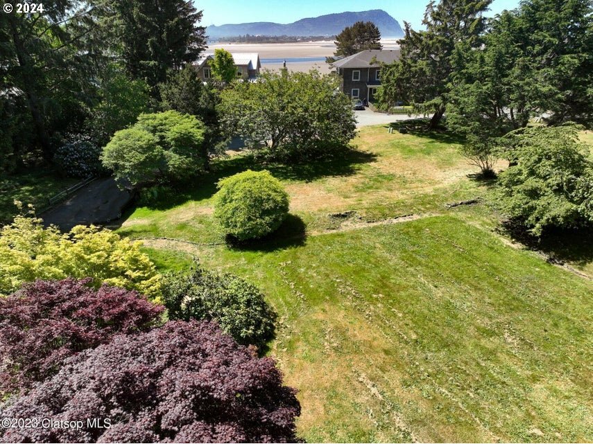 Property Photo:  4132 Little Beach Dr  OR 97138 