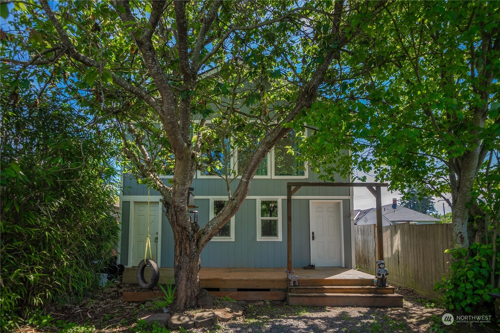 Property Photo:  1623 Virginia Avenue  WA 98201 