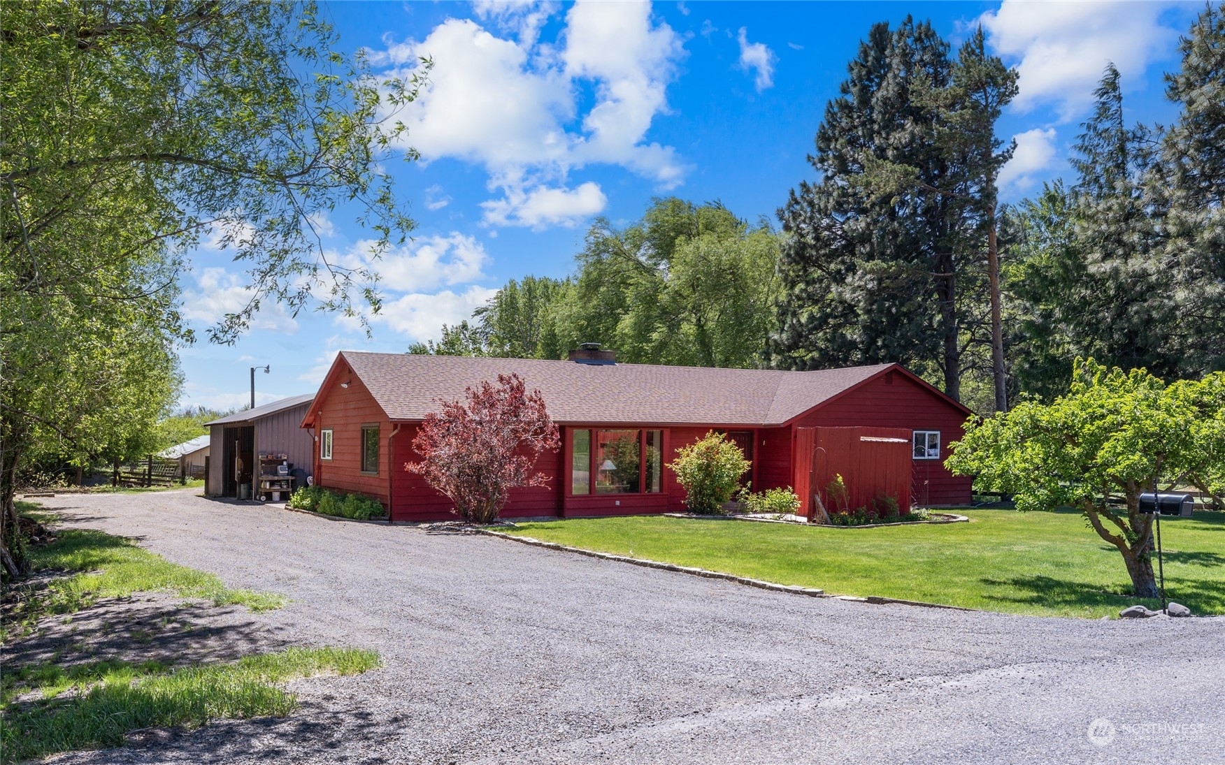 Property Photo:  730 Alford Road  WA 98922 