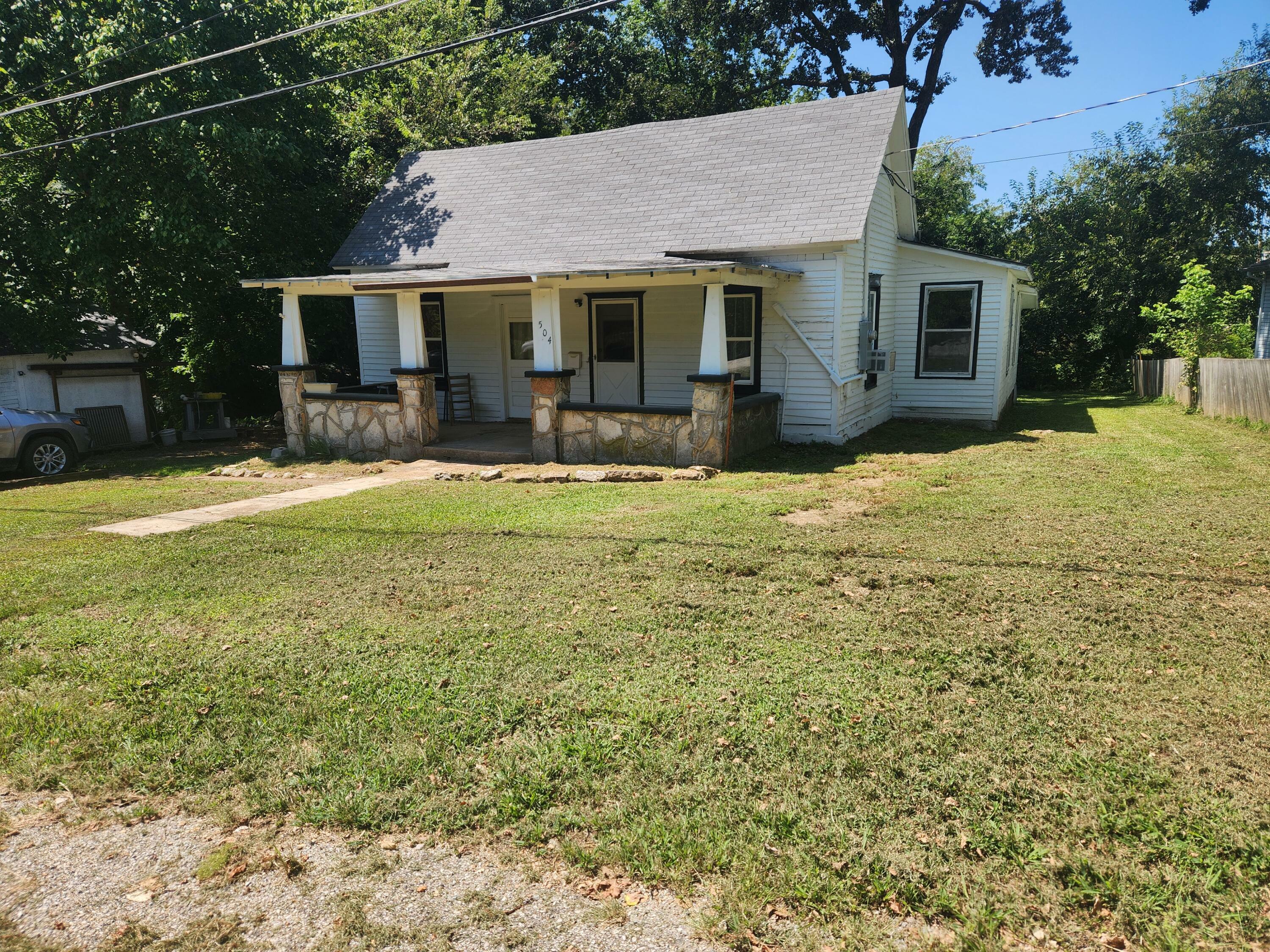 Property Photo:  504 S 7th Street  MO 65791 