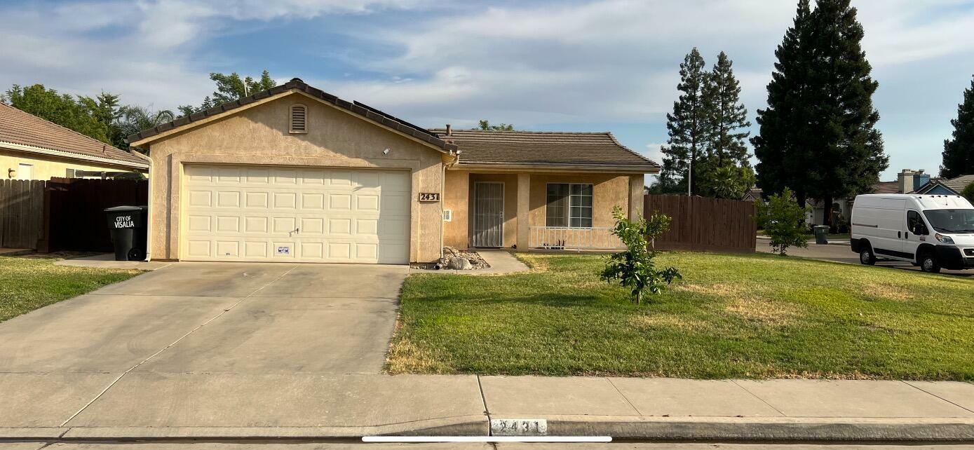 2431 W Clinton Avenue  Visalia CA 93291 photo