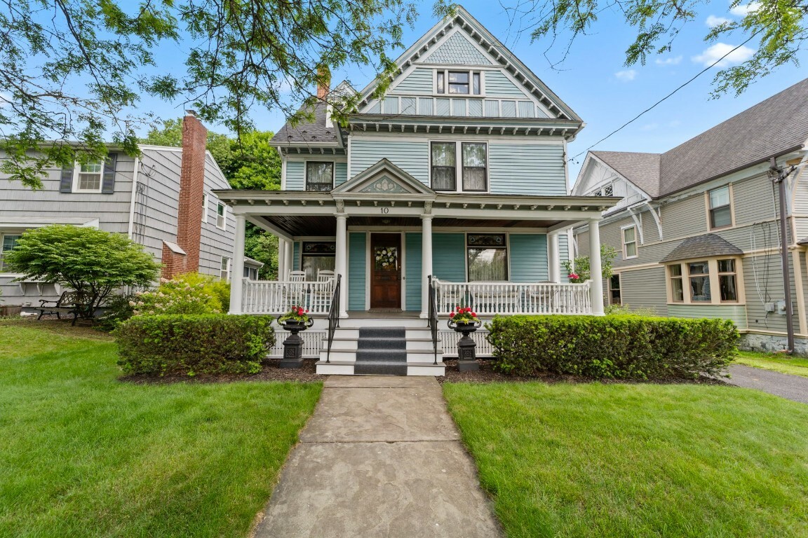 Property Photo:  10 Oak St  NY 13905 