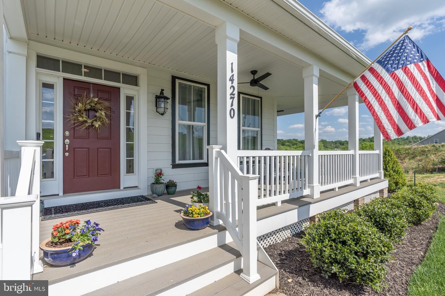 Property Photo:  14270 Amys Meadow Ct  VA 20176 