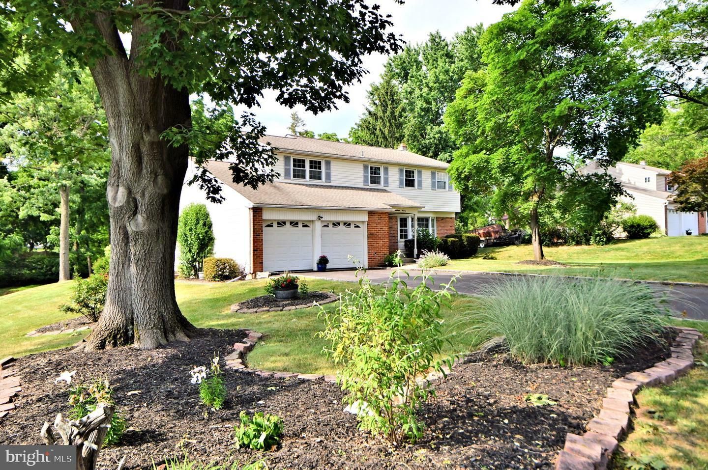 Property Photo:  207 Manor Road  PA 19438 