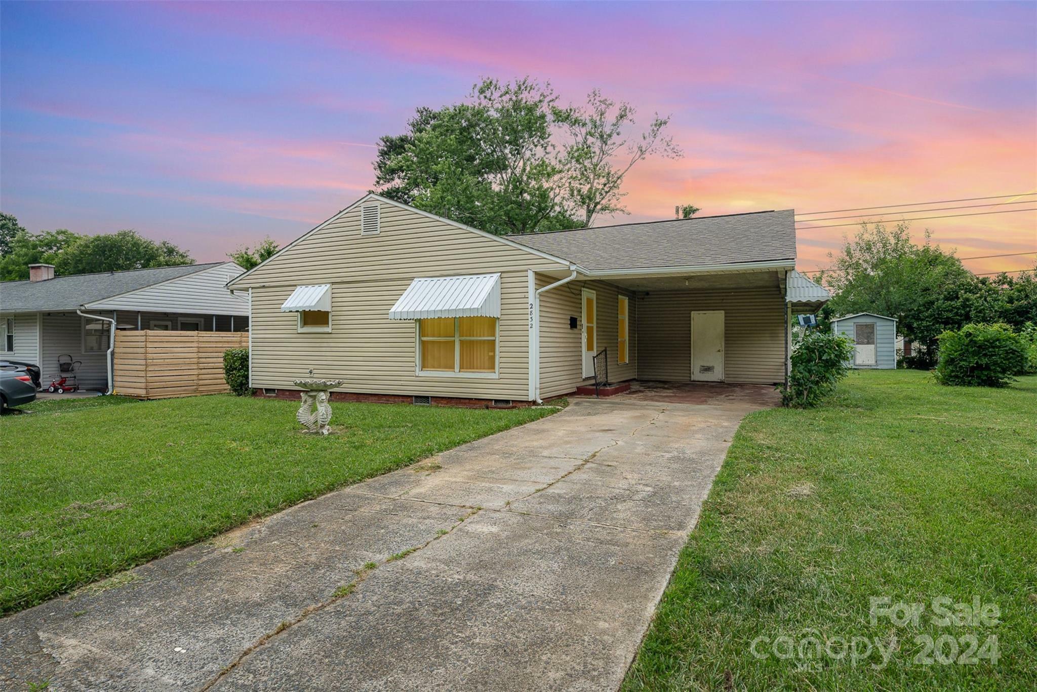 Property Photo:  2832 Botany Street  NC 28216 