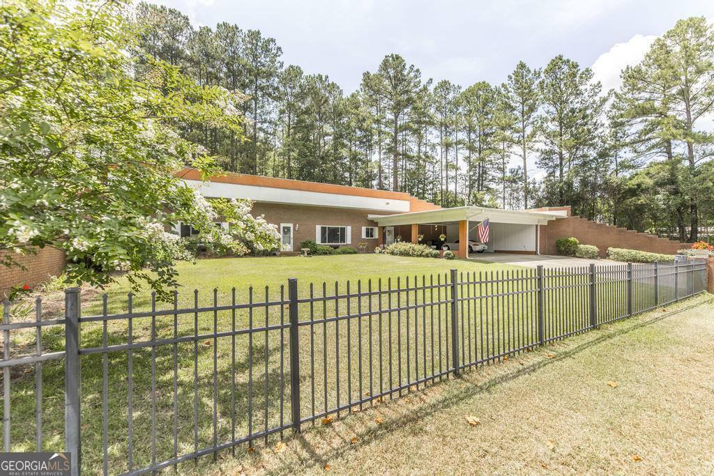 Property Photo:  101 Huntington Drive  GA 31021 