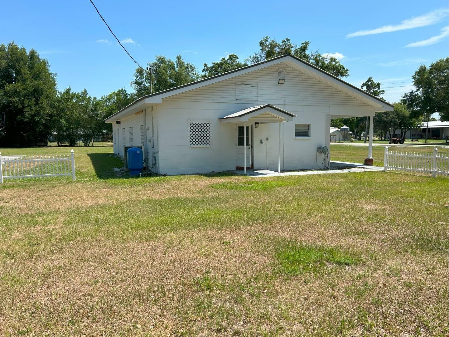 Property Photo:  3310 Moores Lake Road  FL 33527 