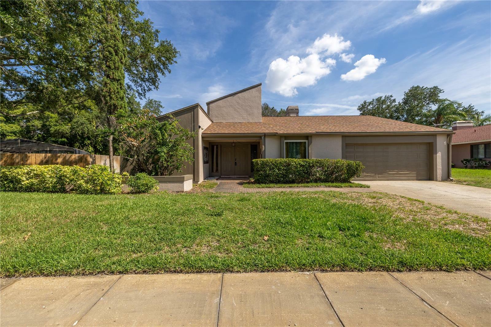 Property Photo:  9616 Halyard Drive  FL 33773 