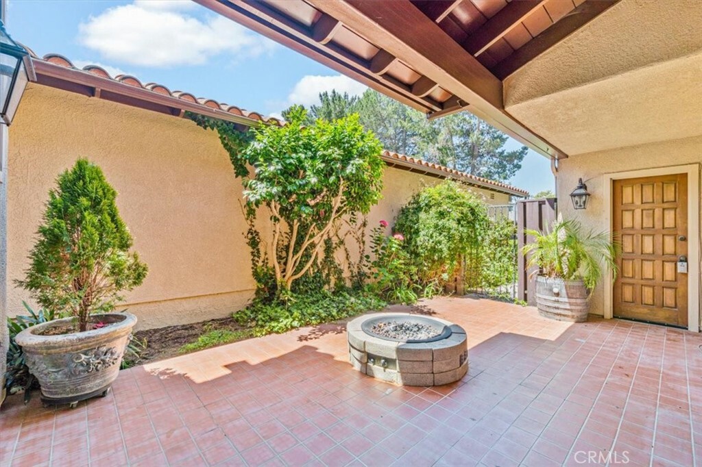 Property Photo:  4438 Radcliff Lane  CA 93455 