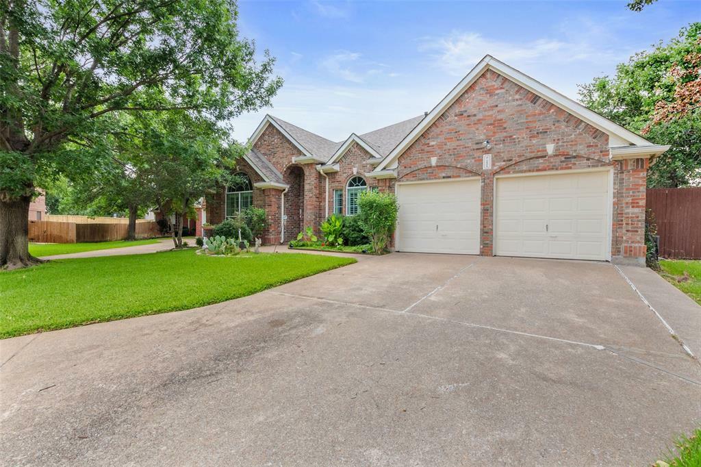 Property Photo:  3808 Spanish Oak Drive  TX 75028 