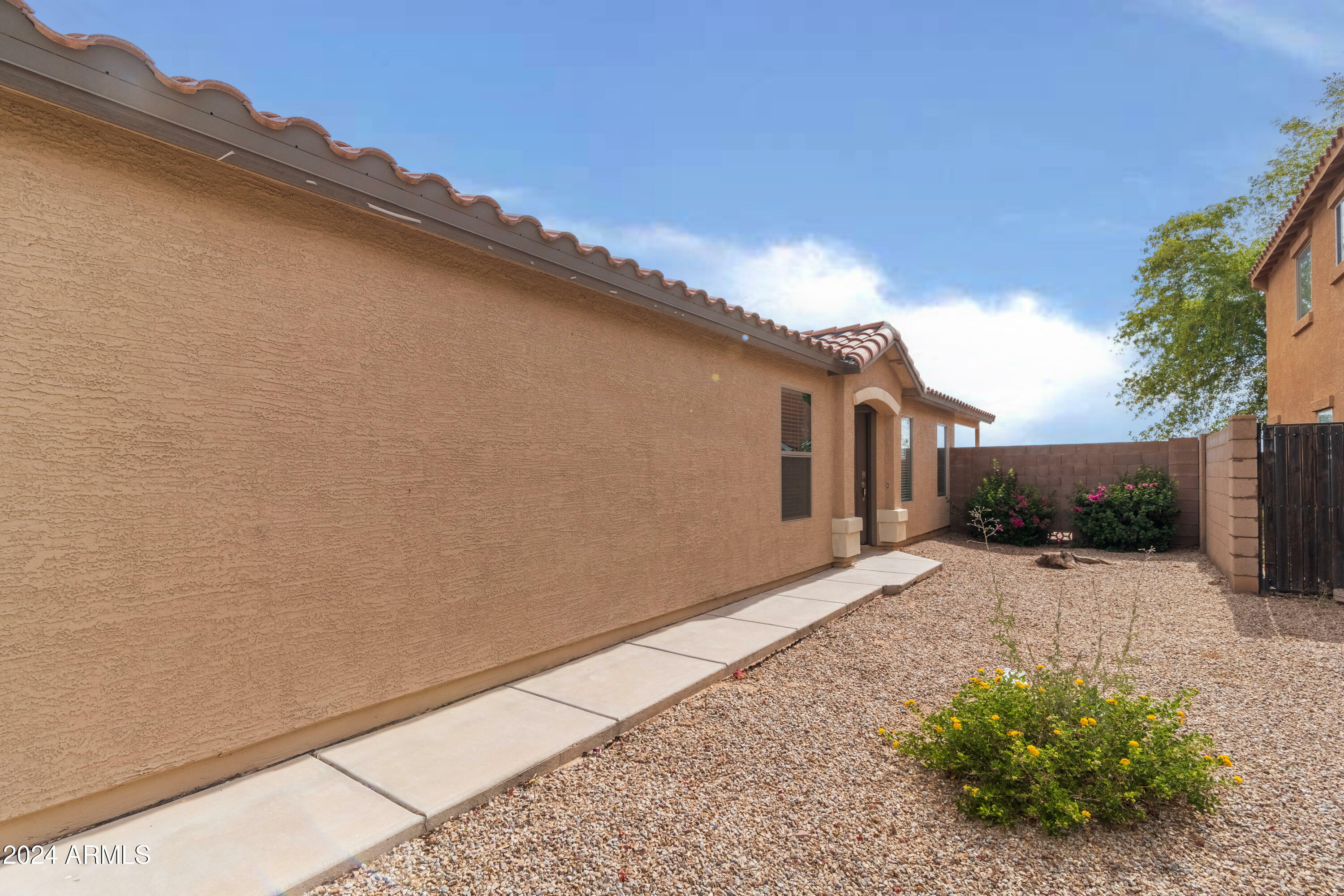 Property Photo:  29006 N Gold Lane  AZ 85143 