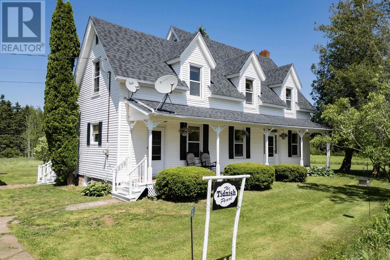 Property Photo:  5 Tidnish Drive  NS B4H 3X9 