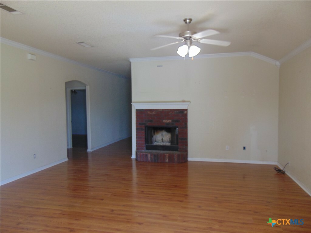 Property Photo:  2112 Flagstaff Drive  TX 76543 