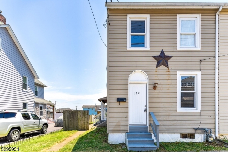 Property Photo: 172 Hudson St NJ 08865