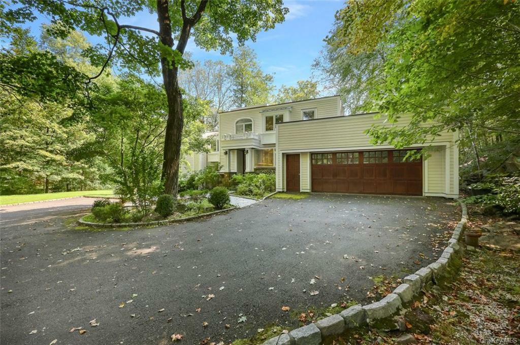 Property Photo:  106 Westchester Avenue  NY 10576 