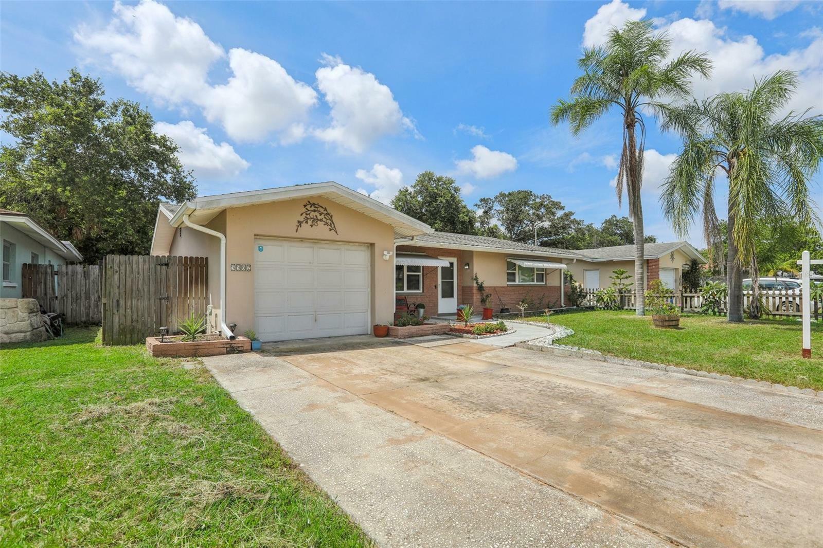 Property Photo:  3302 Keene Park Drive  FL 33771 