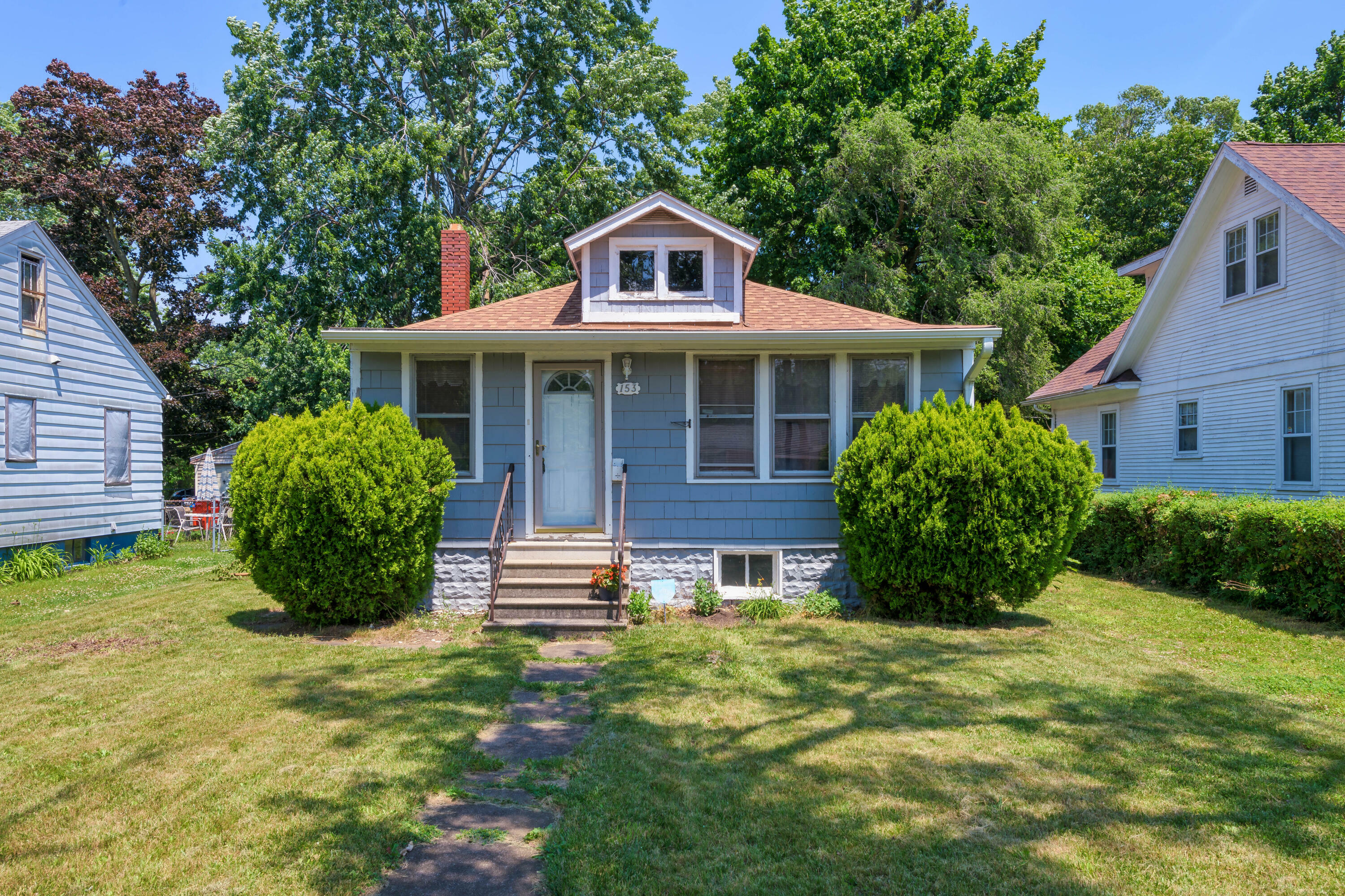 Property Photo:  153 W May Street  MI 49022 