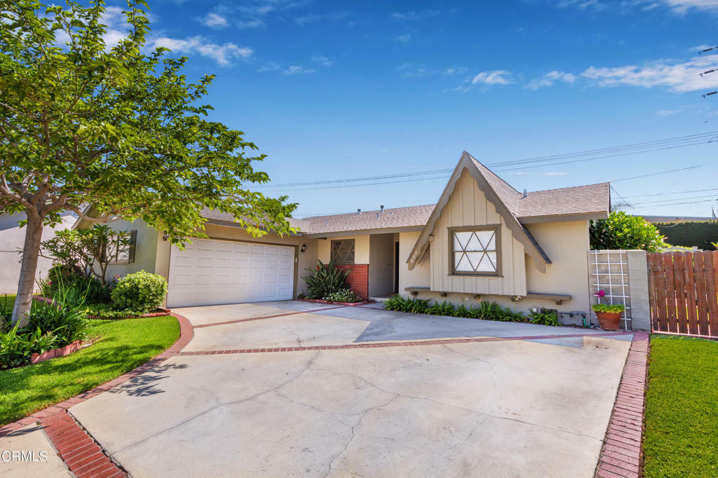 Property Photo:  802 Ashcomb Drive  CA 91744 