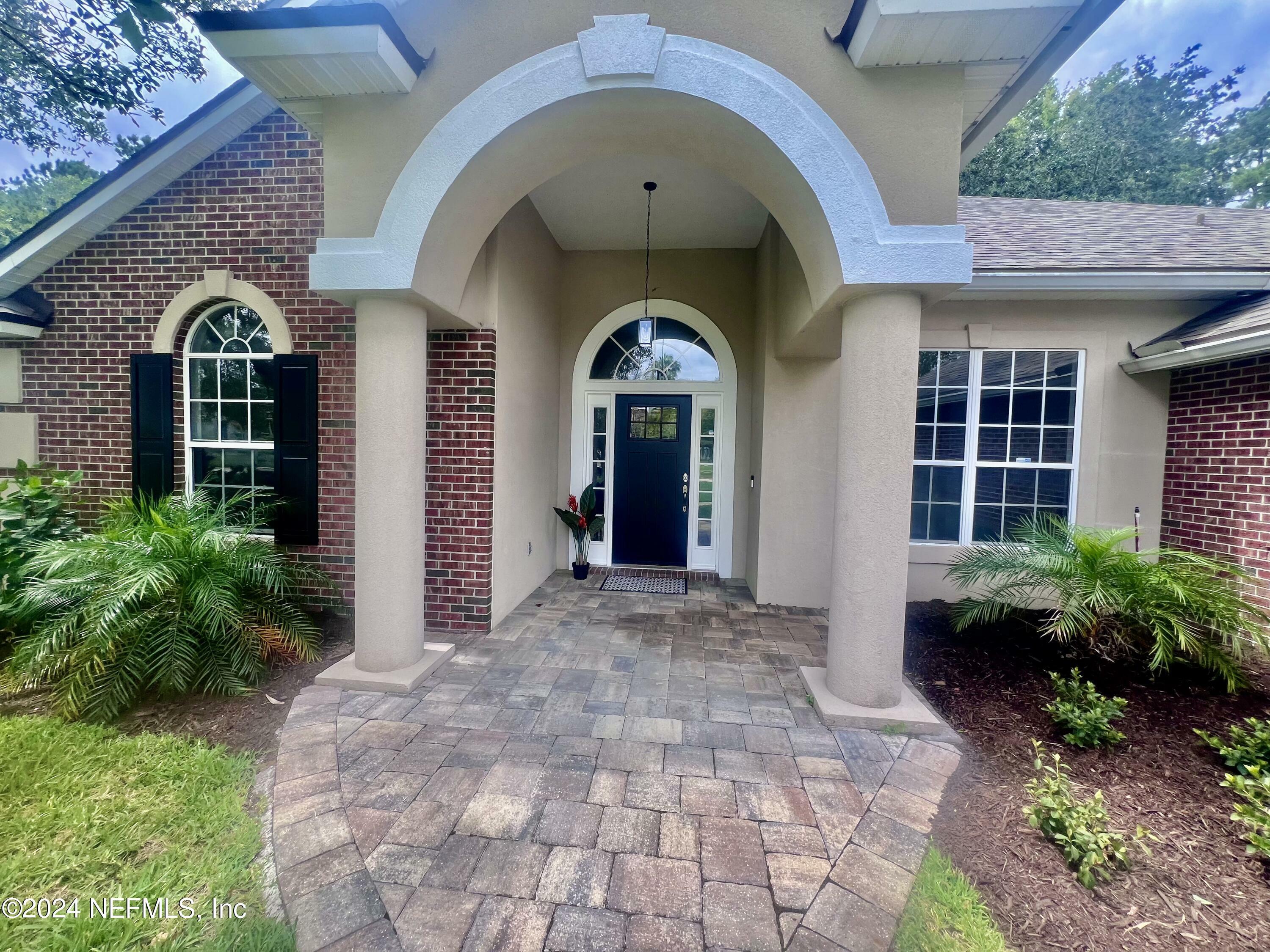 Property Photo:  2461 Stoney Glen Drive  FL 32003 