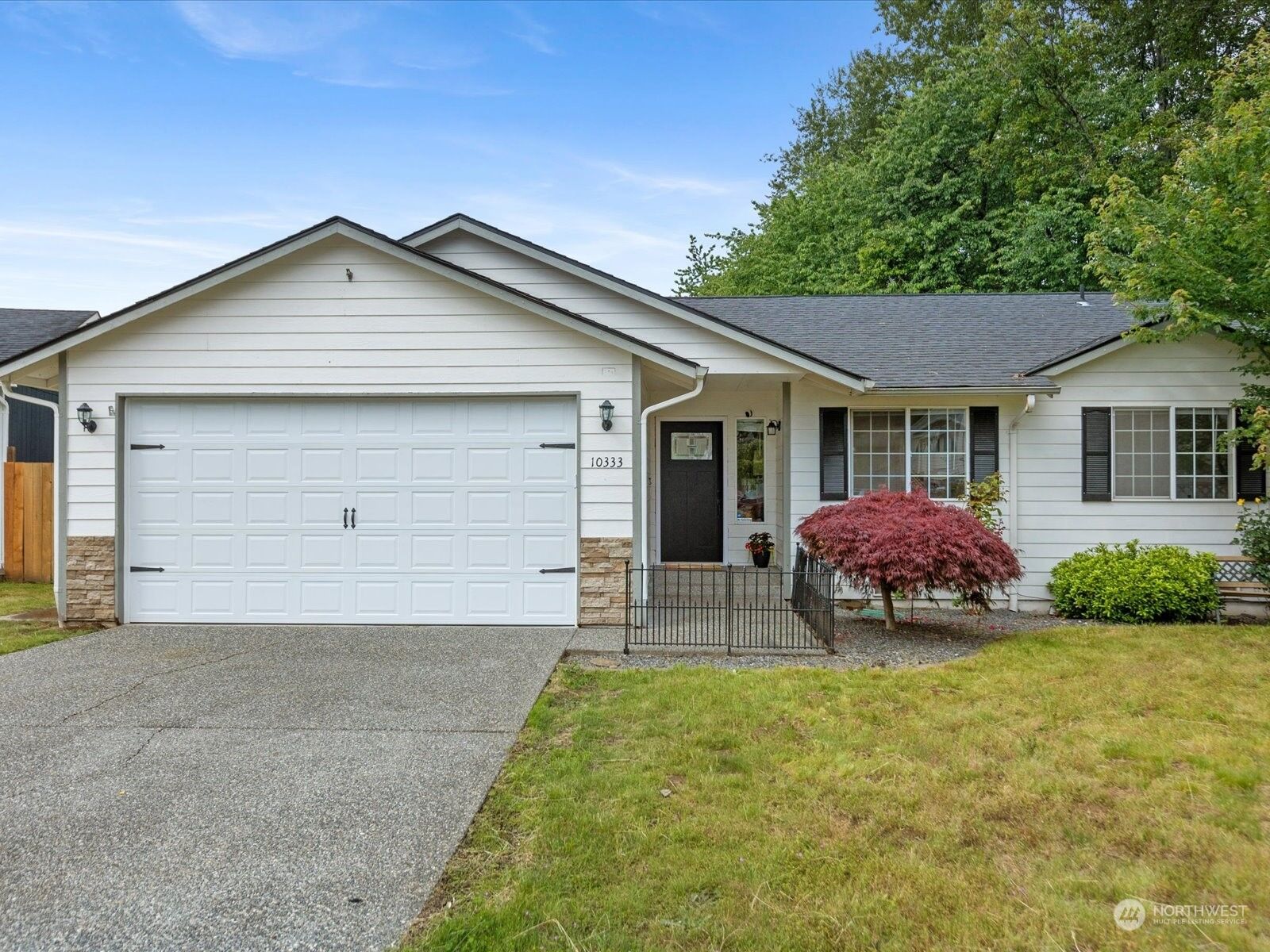 Property Photo:  10333 53rd Avenue NE  WA 98270 