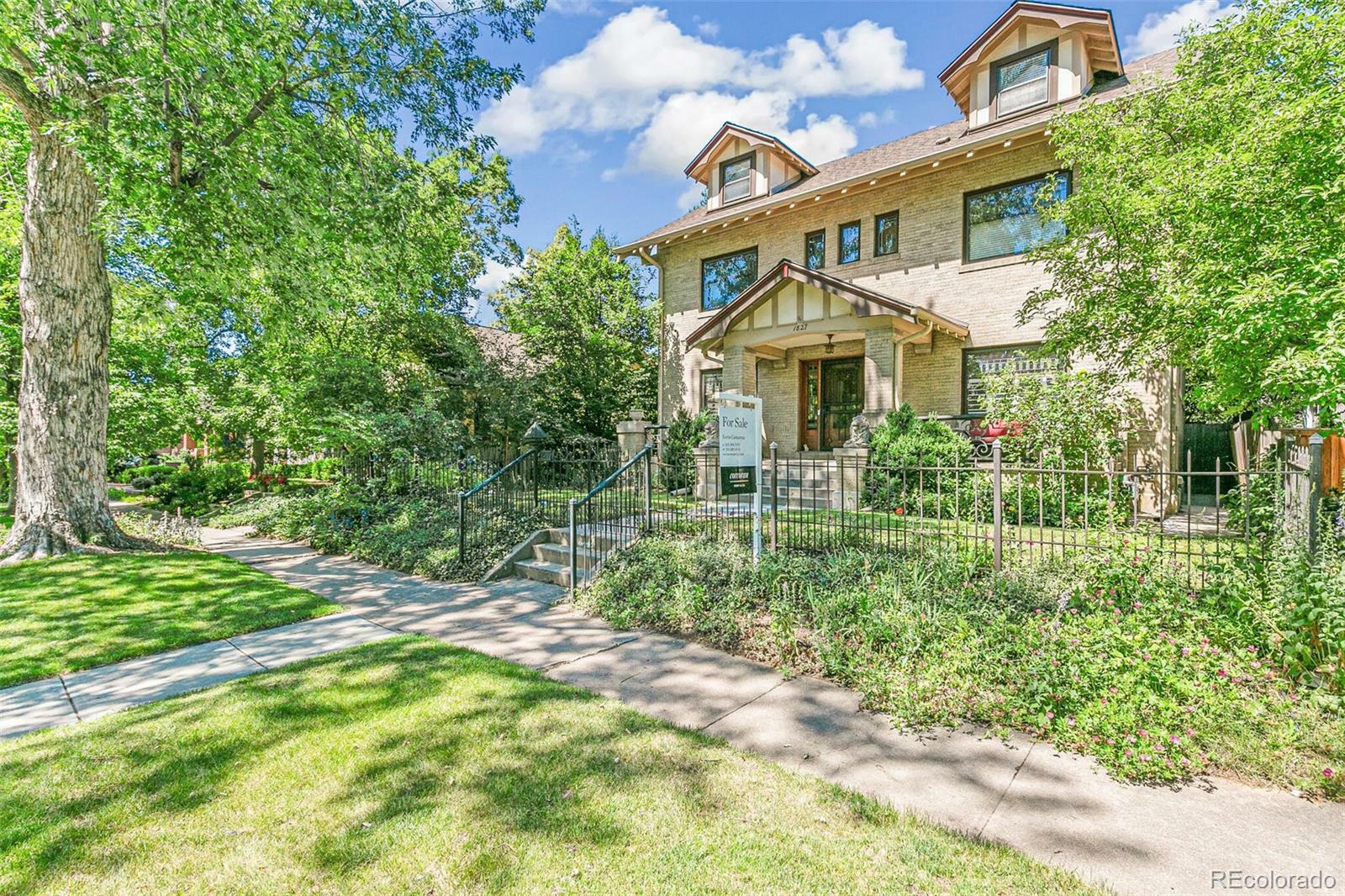 Property Photo:  1827 N Bellaire Street  CO 80220 