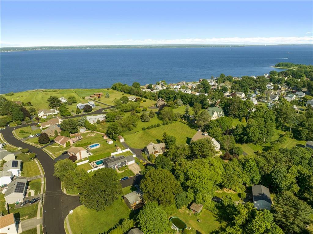 Property Photo:  20 Lighthouse Lane  RI 02889 