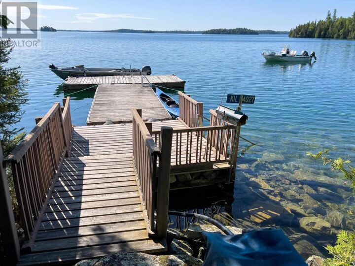 Home for sale in Nestor Falls 14027 Kakagi Lake, Nestor Falls, ON P0X 1K0