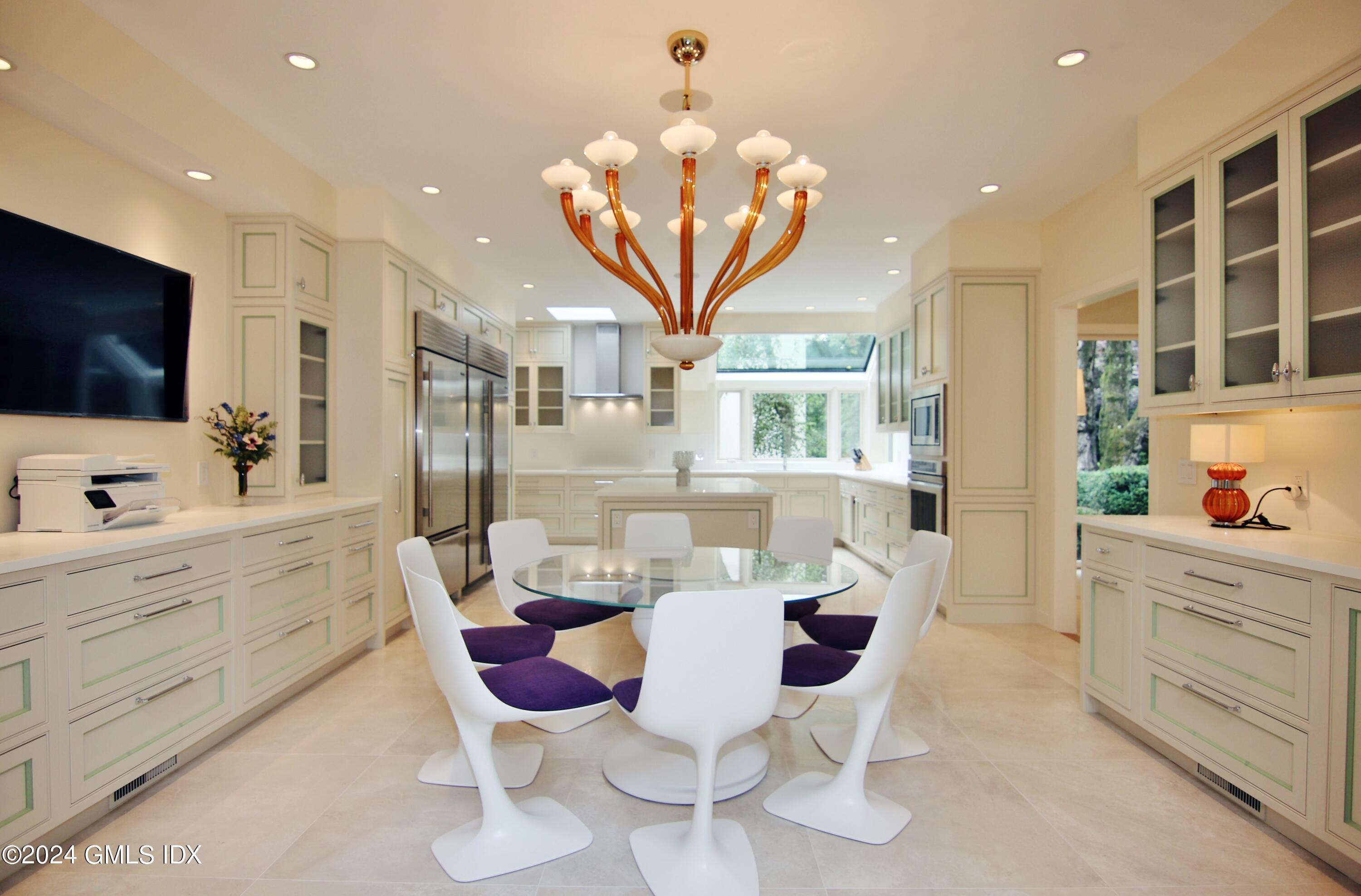 Property Photo:  897 Lake Avenue  CT 06831 