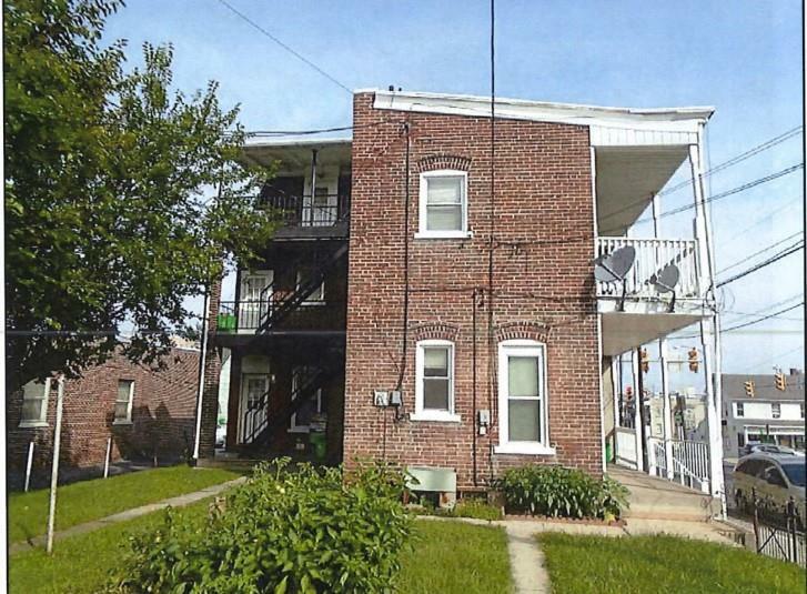 Property Photo:  802 Saint John Street  PA 18103 