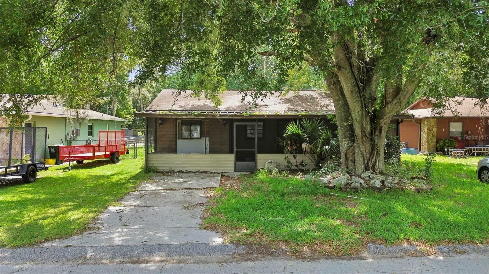 Property Photo:  113 Patrick Henry Rd  FL 33830 