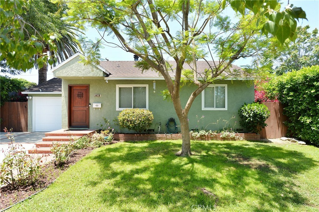 Property Photo:  5831 Balcom Avenue  CA 91316 