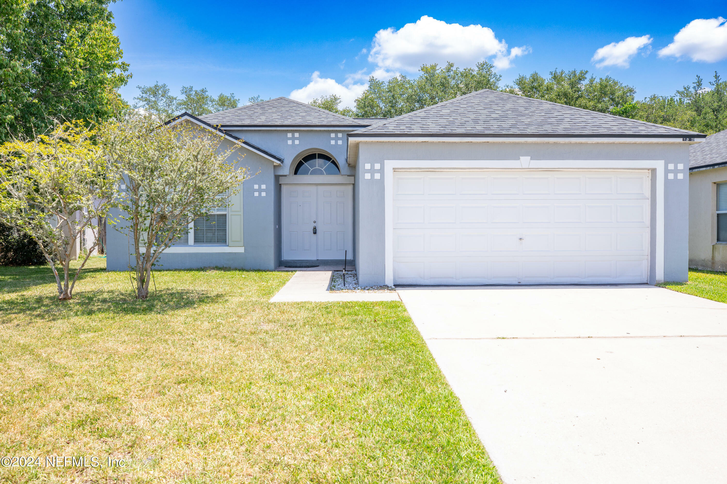 Property Photo:  1315 Setter Court  FL 32068 