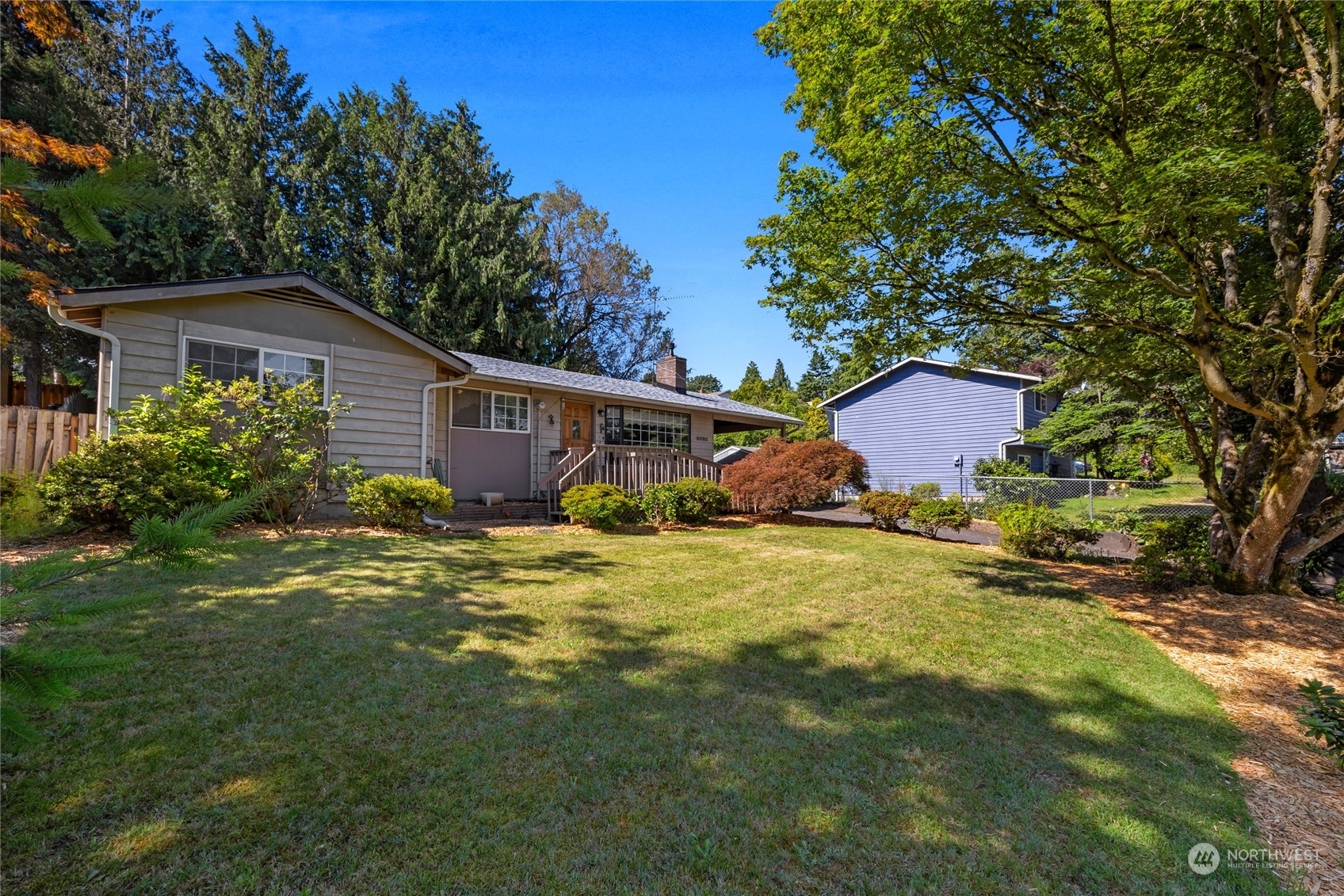 Property Photo:  5731 S 144th Street  WA 98168 