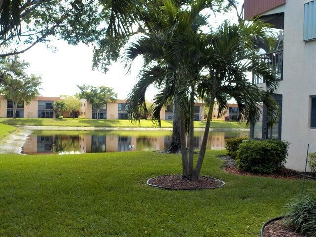 Property Photo:  15036 Ashland Lane 69  FL 33484 