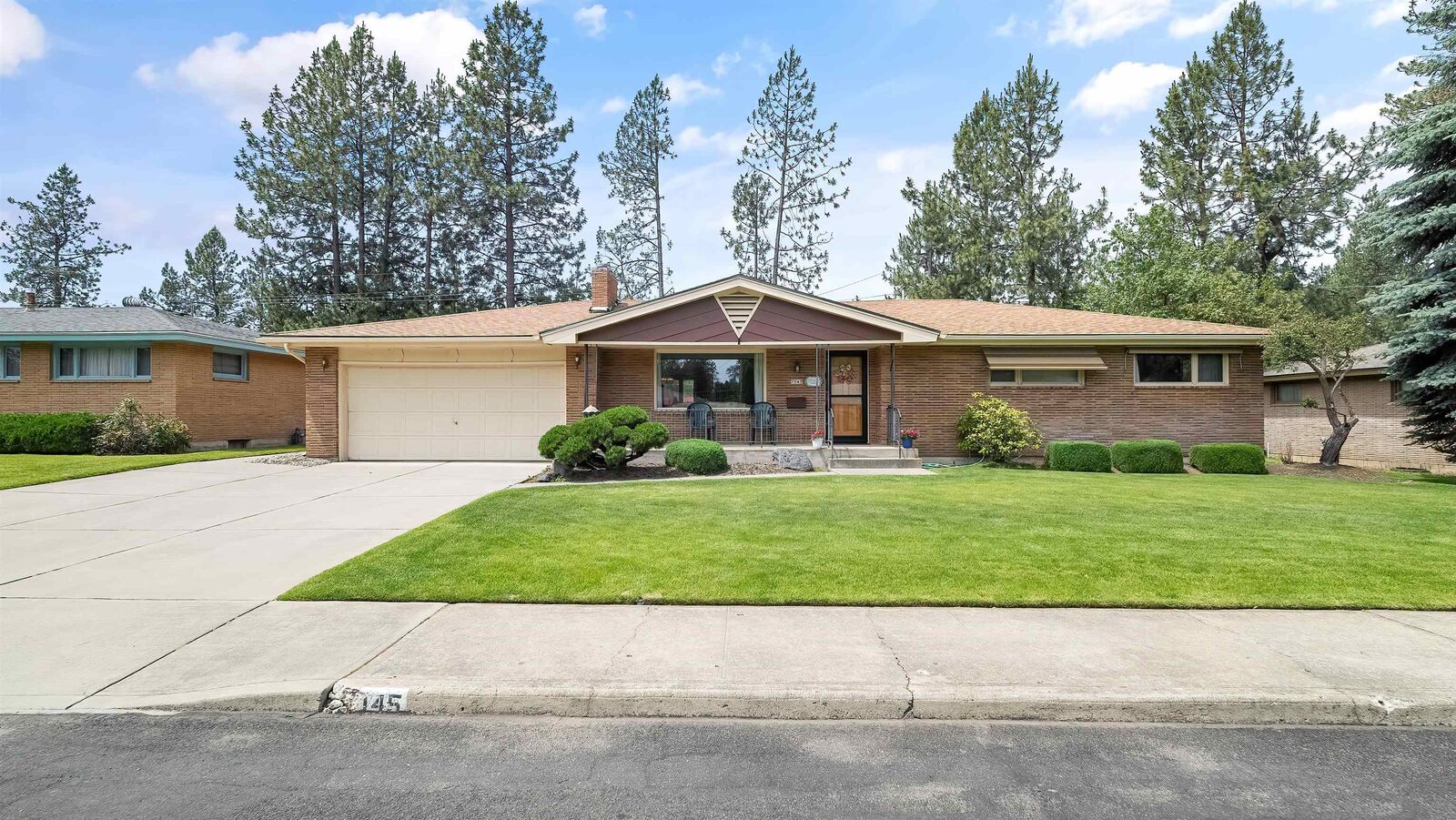 Property Photo:  7045 N G St  WA 99208 