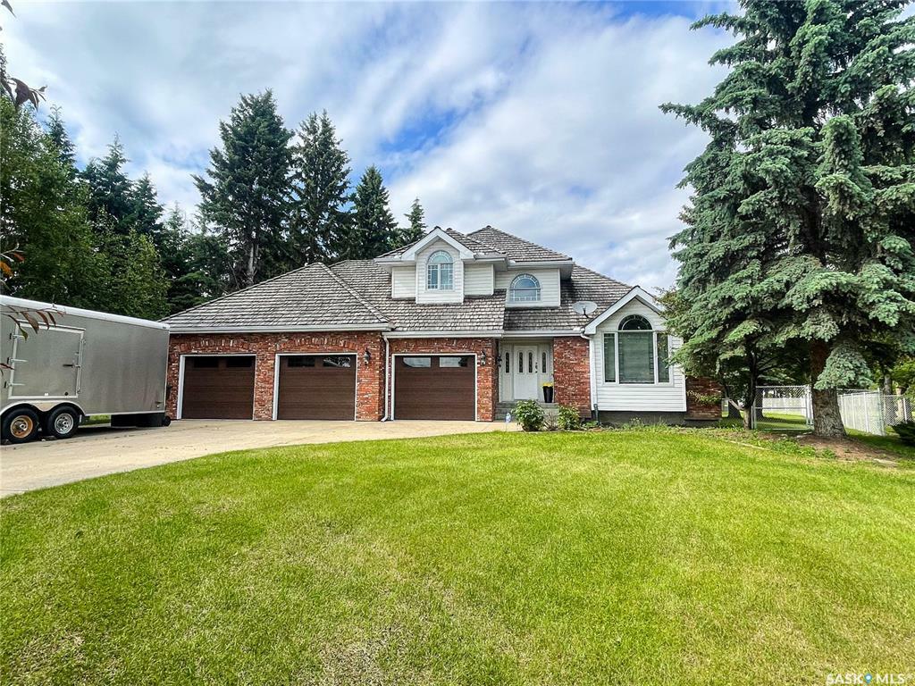 Property Photo:  2 Evergreen Estates Drive  SK S9X 1G3 